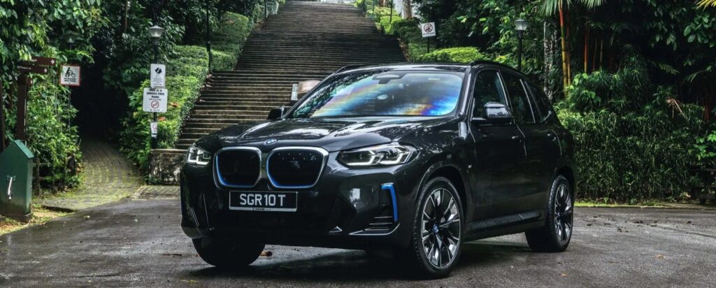 Review of 2023 BMW iX3: The All-Electric Luxury SUV