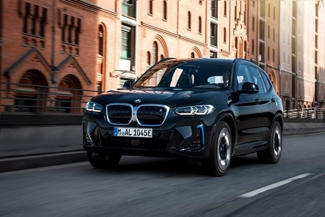 Review of 2023 BMW iX3: The All-Electric Luxury SUV
