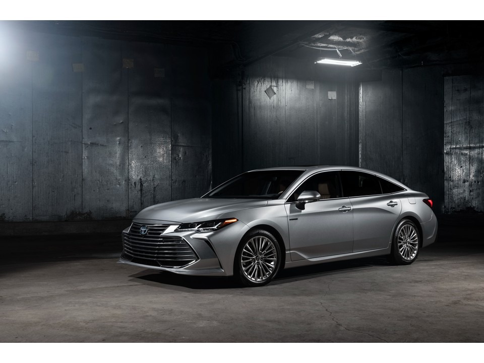 Toyota Avalon 2023 Review: A Perfect Blend of Luxury and Performance