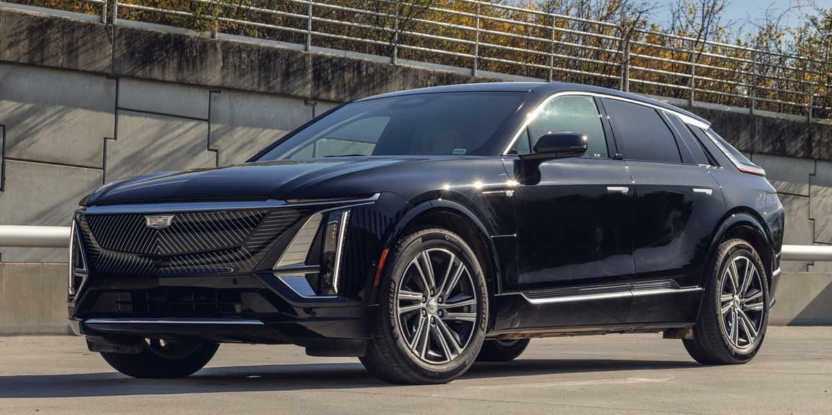 The Future of Luxury: A 2024 Cadillac Lyriq Review