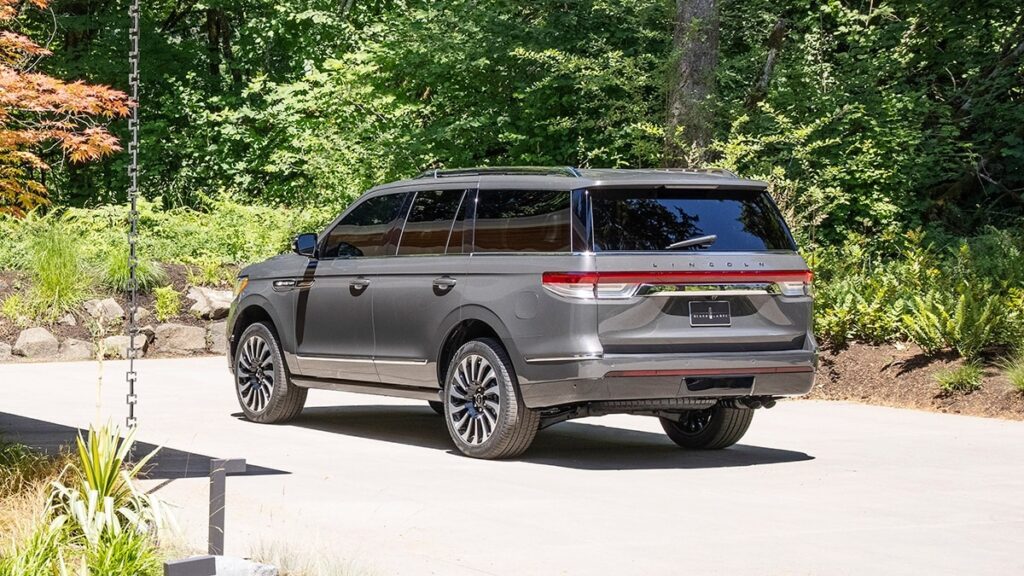 2024 Lincoln Navigatore Review Unparalleled Luxury and Performance