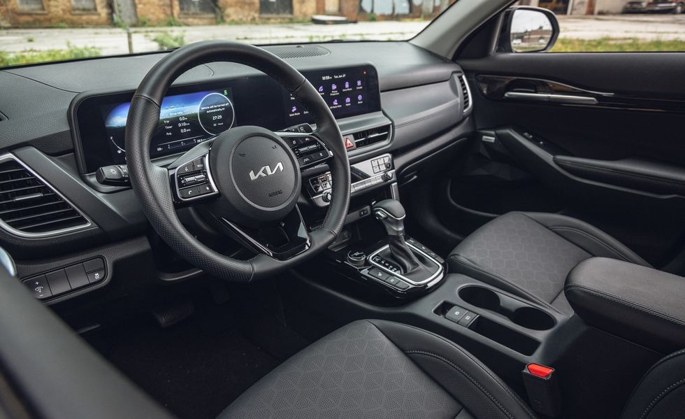 Exploring the Luxurious Interior of the 2024 Kia Seltos - Car Care Vip Pro