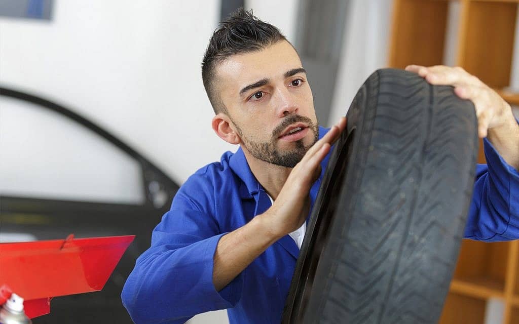 check tyre pressure without gaug