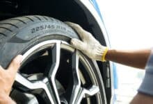 How to check car tire pressure without using a gauge
